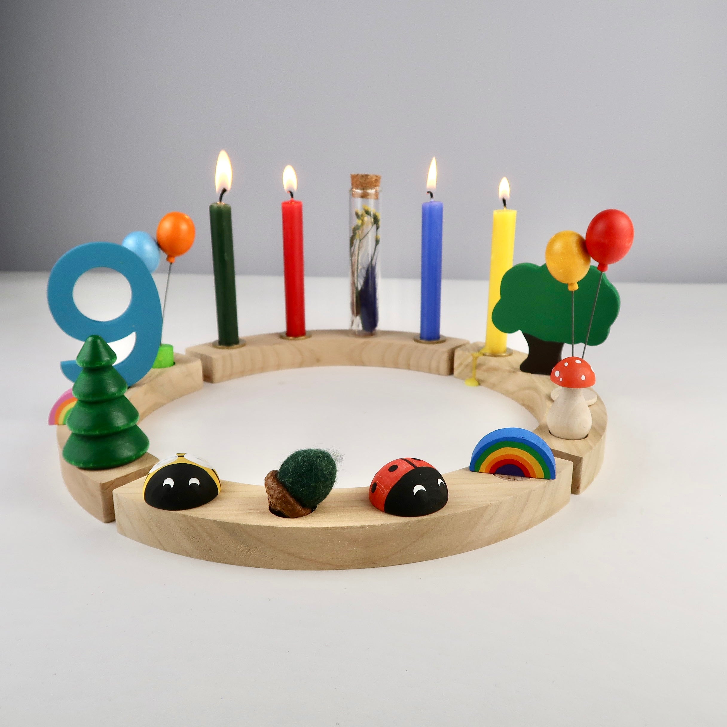 Zahlenstecker 9 - bunt (wähle deine Lieblingsfarbe)