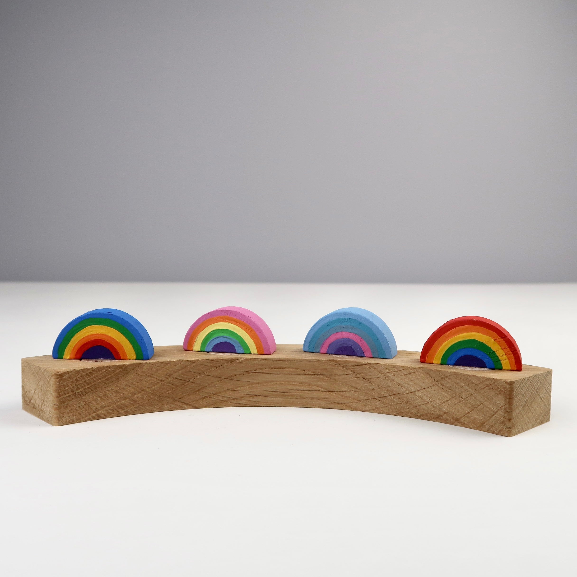 Steckfigur Regenbogen - hellblau