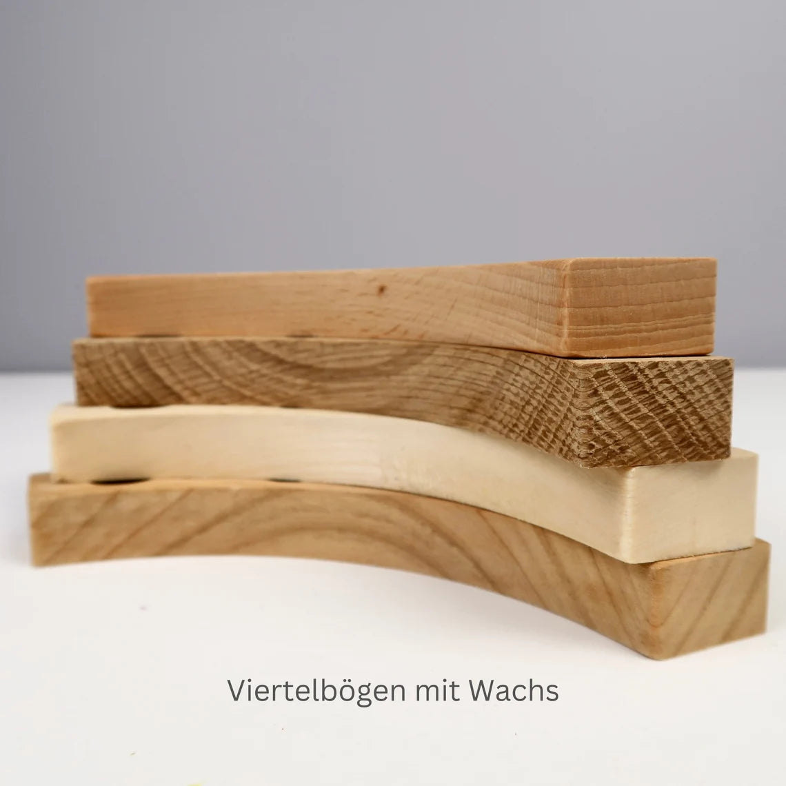 Geburtstagskranz aus 4 Holzarten