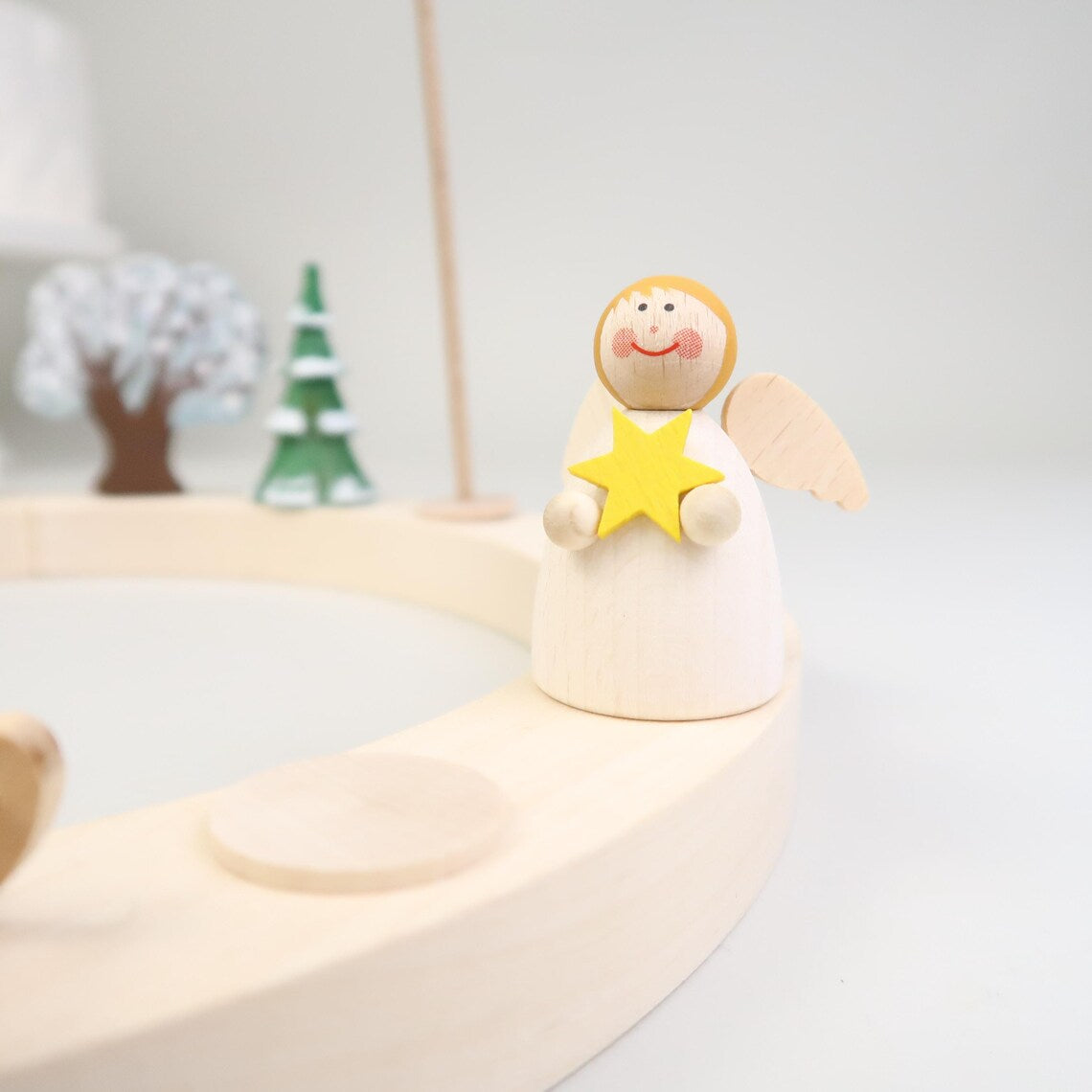 Steckfigur Engel mit Stern