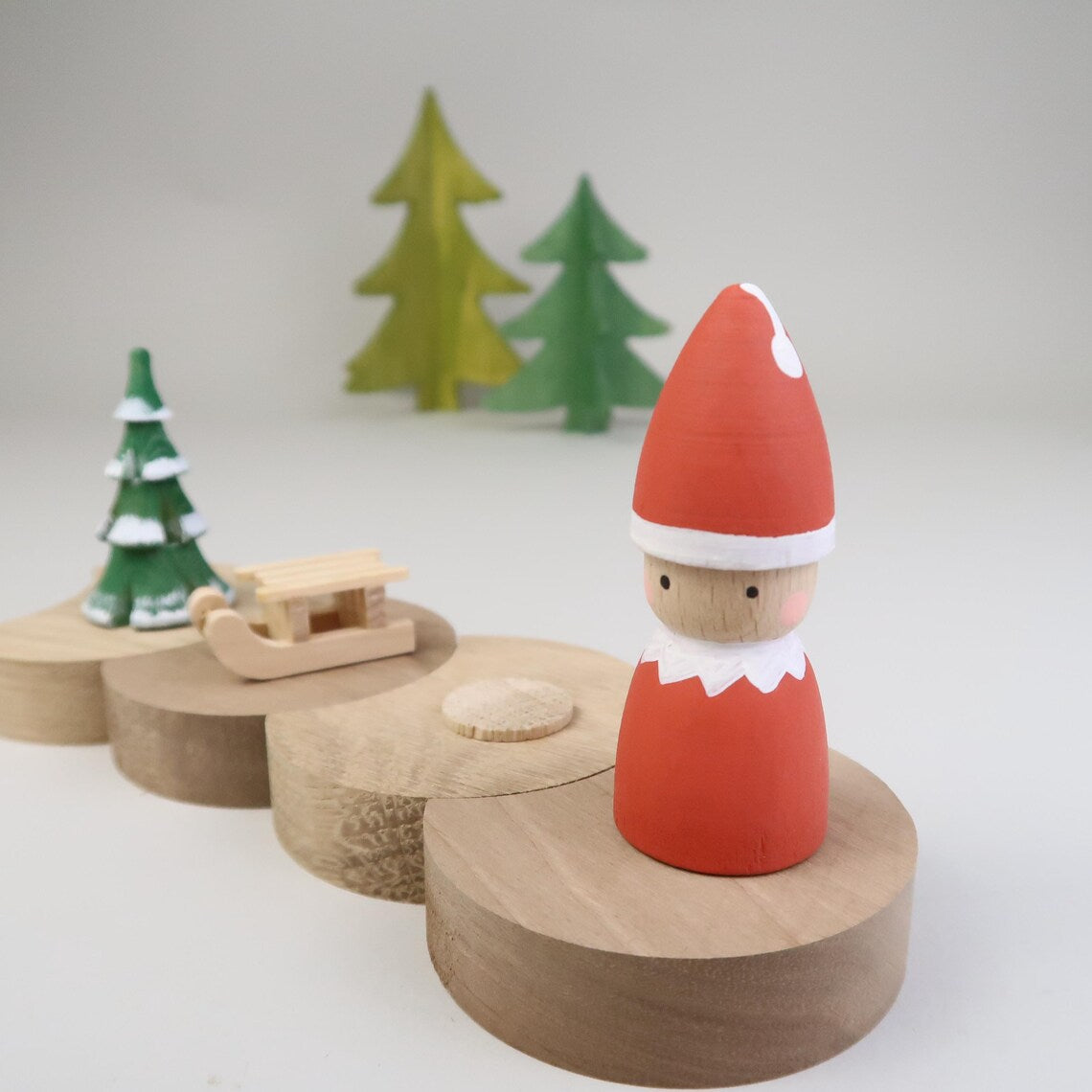 Steckfigur roter Wichtel