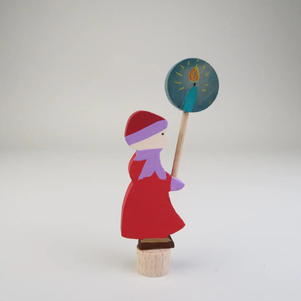 Steckfigur Laternenkind - Mädchen mit rotem Mantel und lila Schal