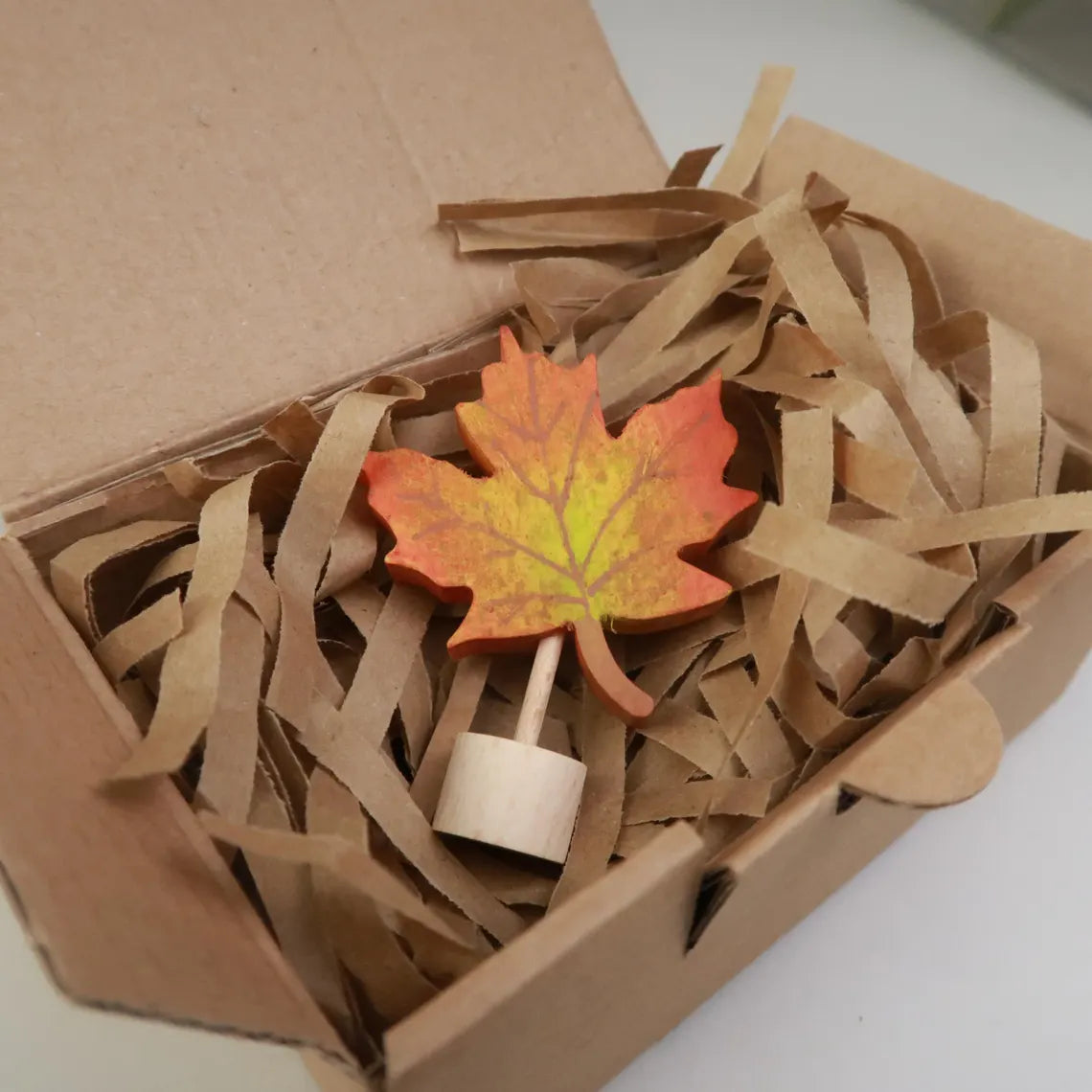Steckfigur Herbstblatt Ahorn