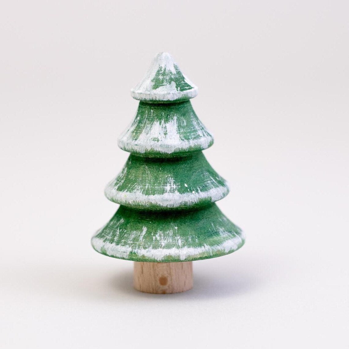 Steckfigur Tannenbaum mit Schnee