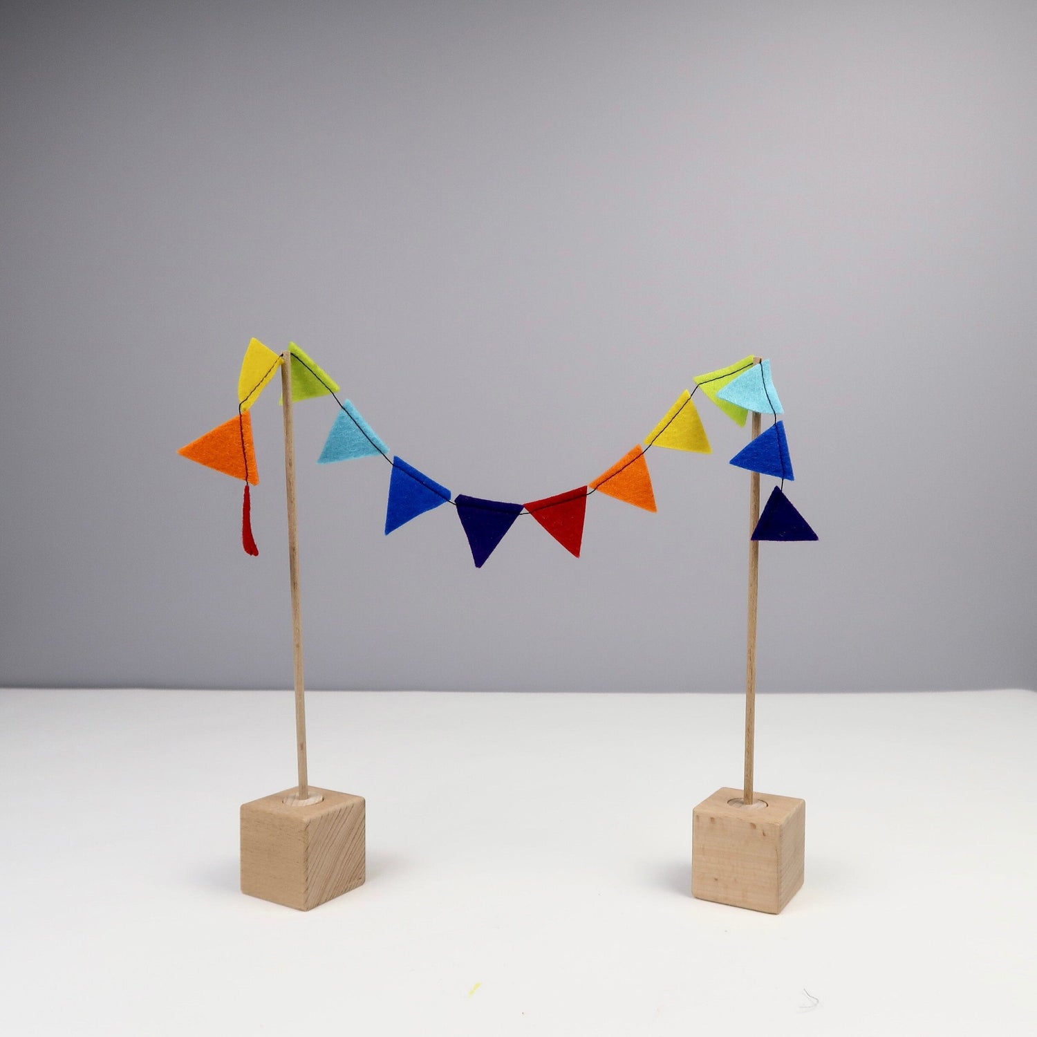 GELB lang - Wimpelkette aus Filz