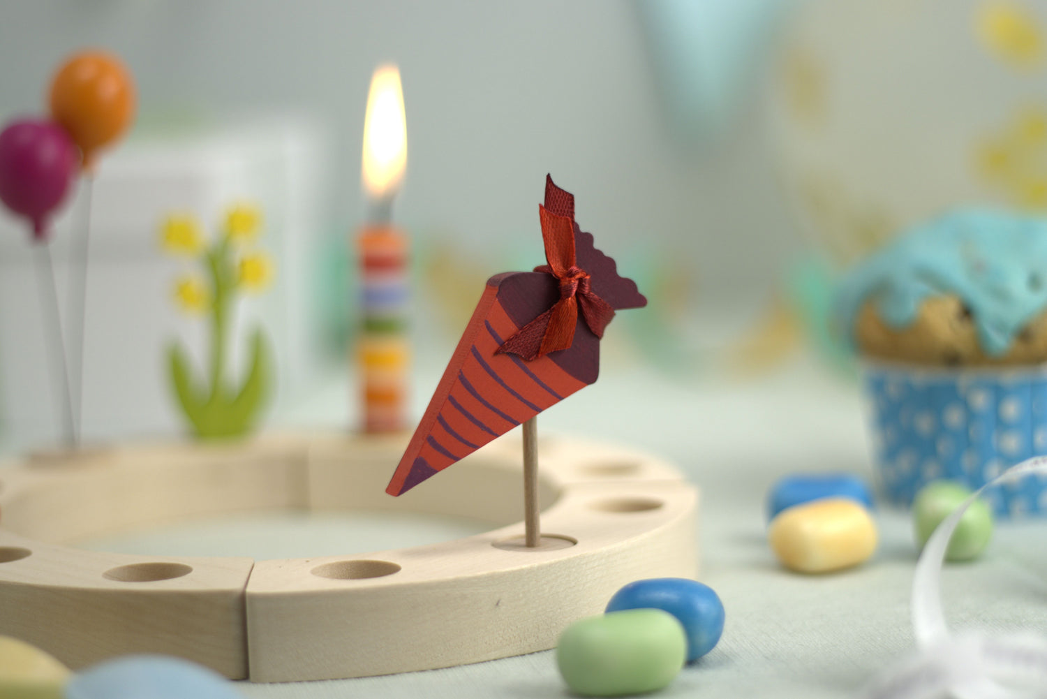 Steckfigur Schultüte rot mit Muster