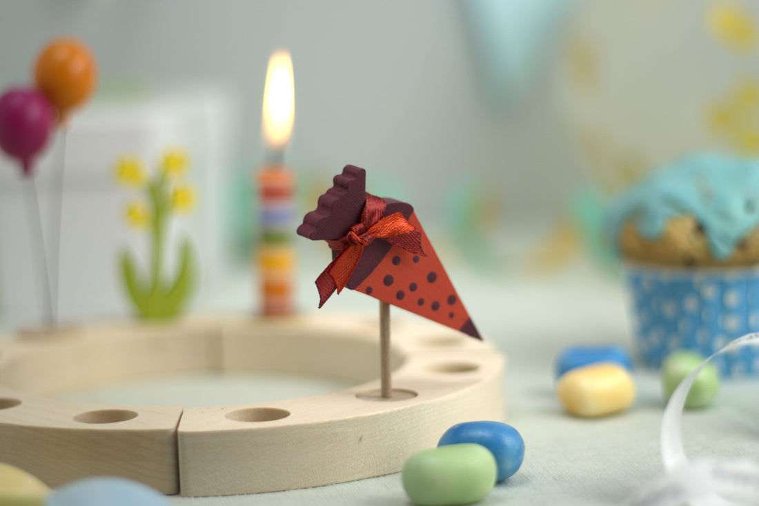 Steckfigur Schultüte rot mit Muster