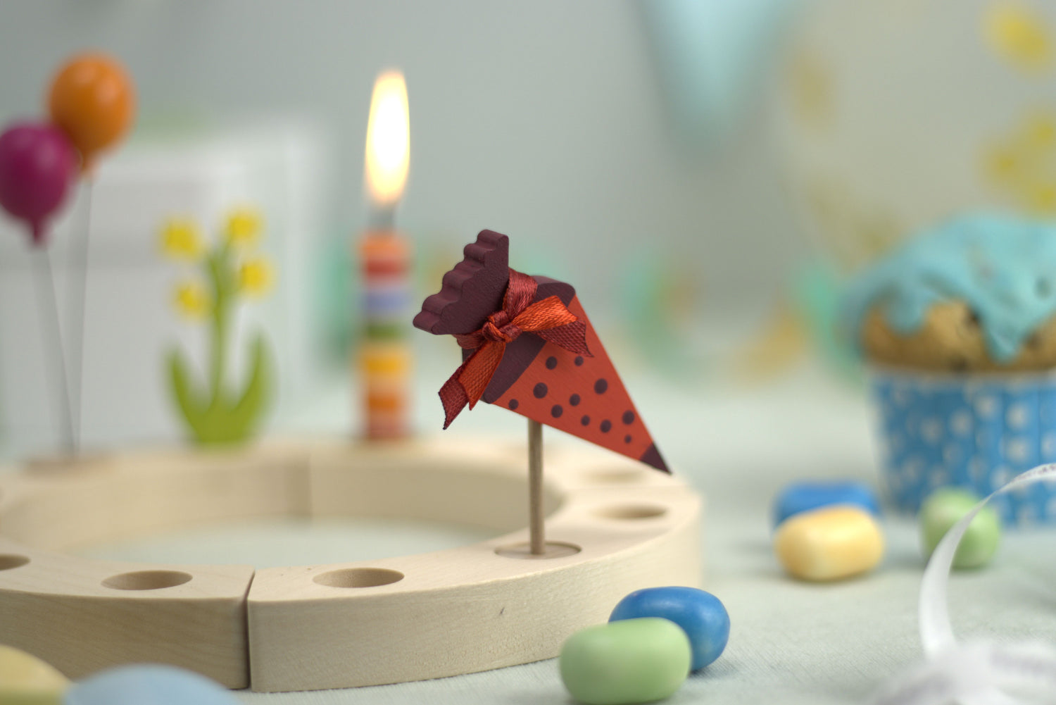 Steckfigur Schultüte rot mit Muster