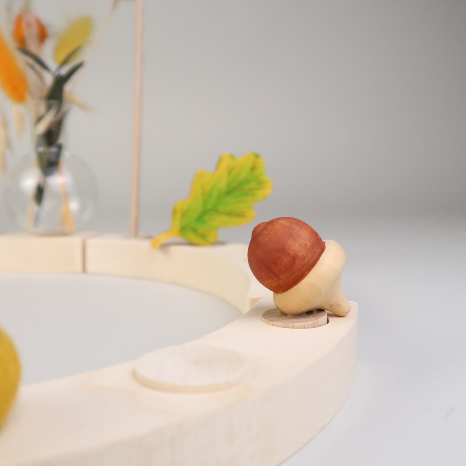 Steckfigur Eichel braun