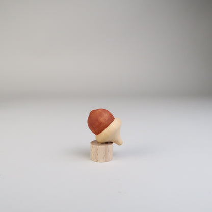 Steckfigur Eichel braun