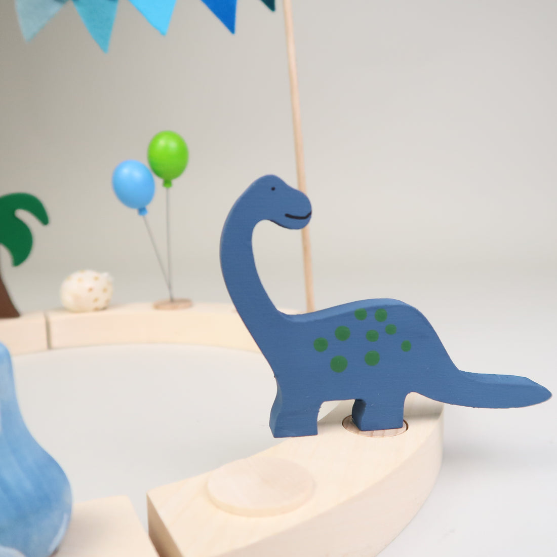 Steckfigur Dino Langhals in Ozeanblau