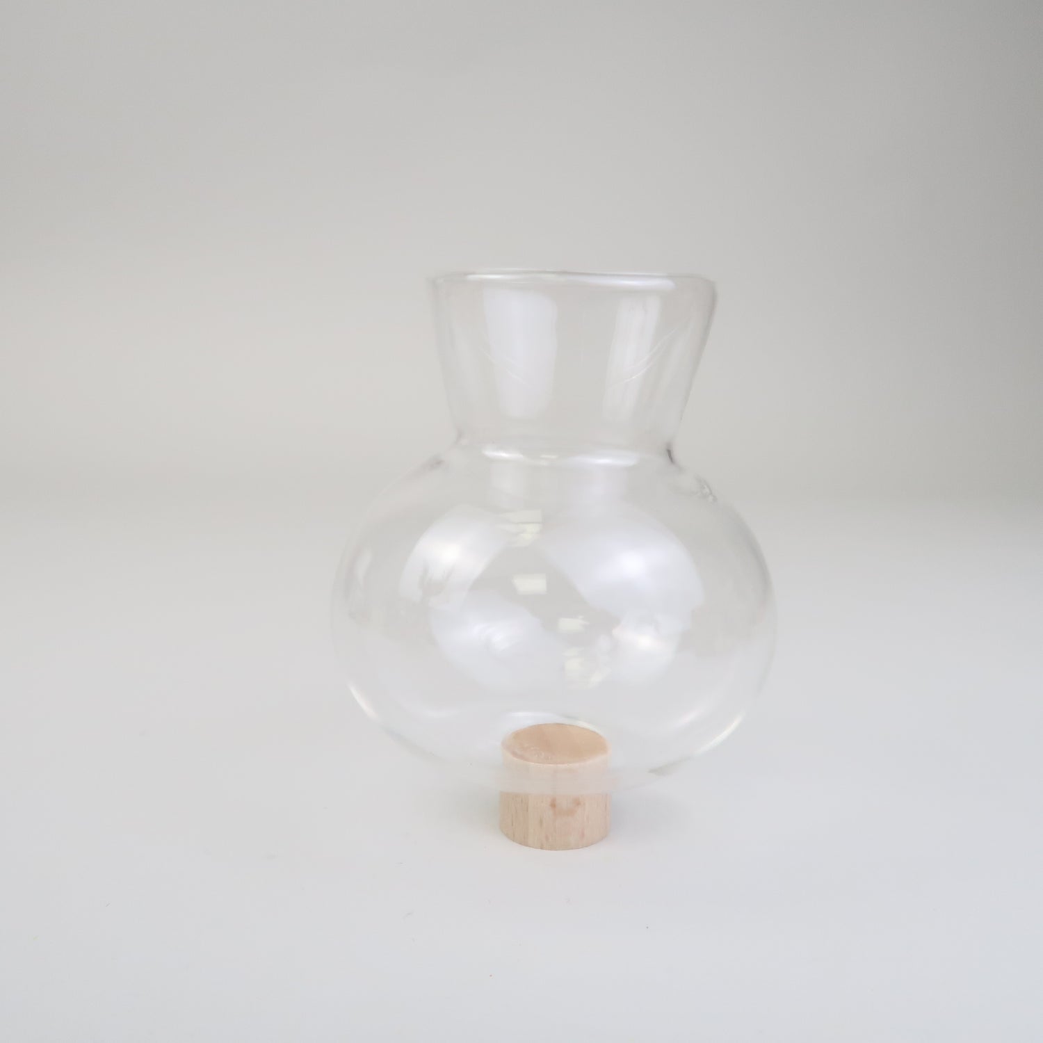 Mini Blumenvase aus filigranem Glas für Geburtstagskränze - rund