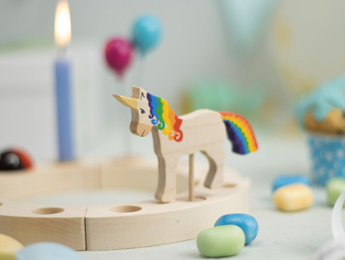 Steckfigur Einhorn - Natur Regenbogen Bunt