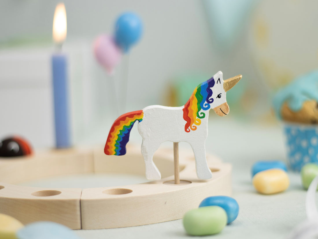 Steckfigur Einhorn - Weiß Regenbogen Bunt