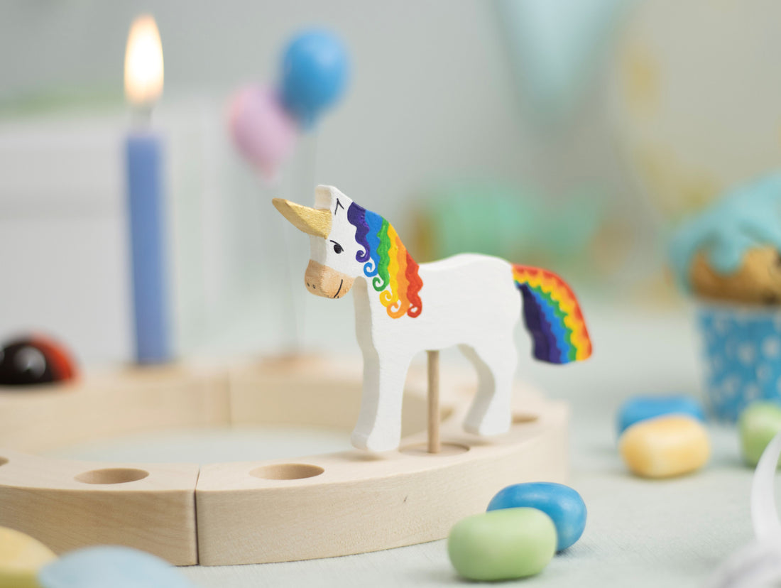 Steckfigur Einhorn - Weiß Regenbogen Bunt