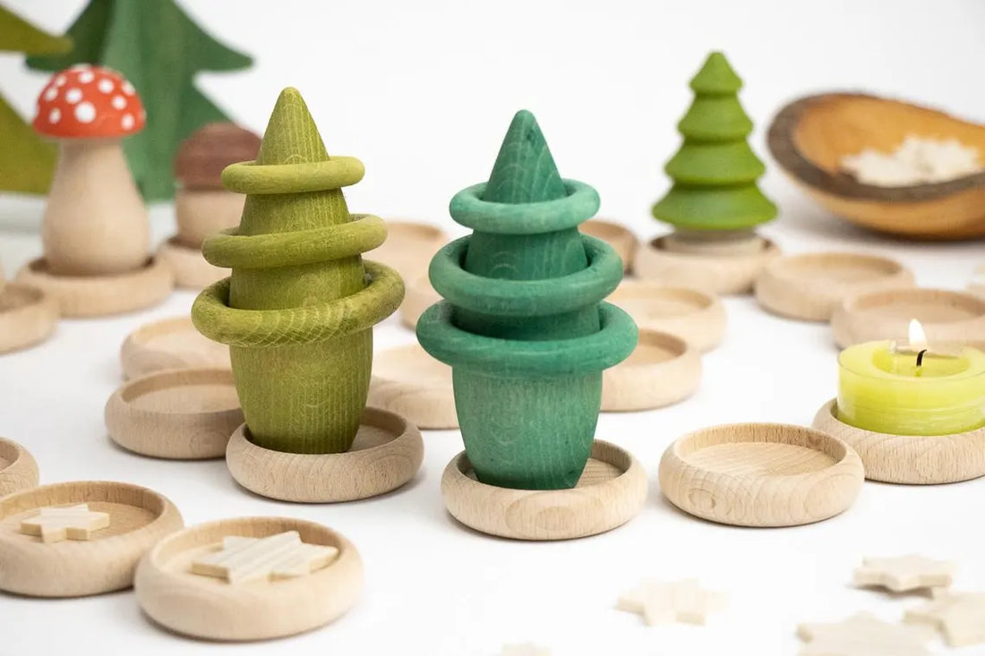 Steckfiguren Tannenbaum mit Ringen aus Buchenholz – 91 mm